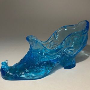 Vintage Mosser colonial blue glass heeled slipper
